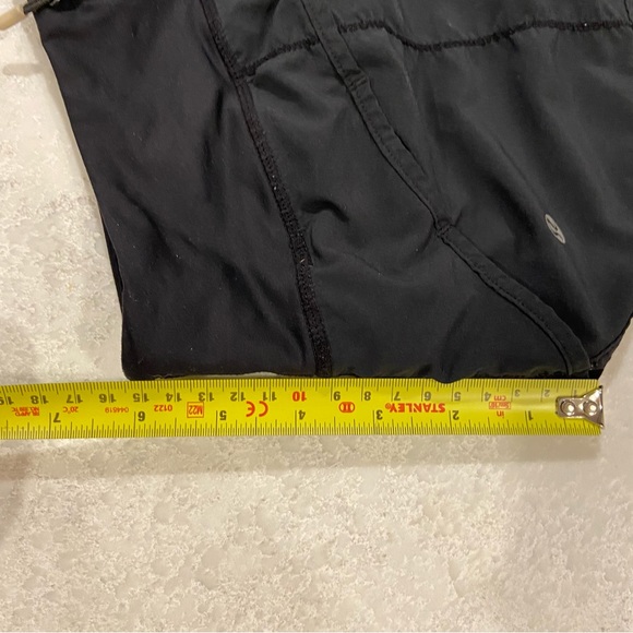 Lululemon skort black zip pocket size 4 Pickleball Gym Jogging “Wet Dry Warm” - Picture 7 of 9